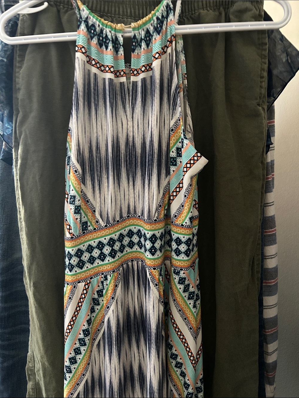 Sleeveless Geo-Print Maxi Dress in Navy and White